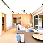 Selene 1 Vila Rhodes City