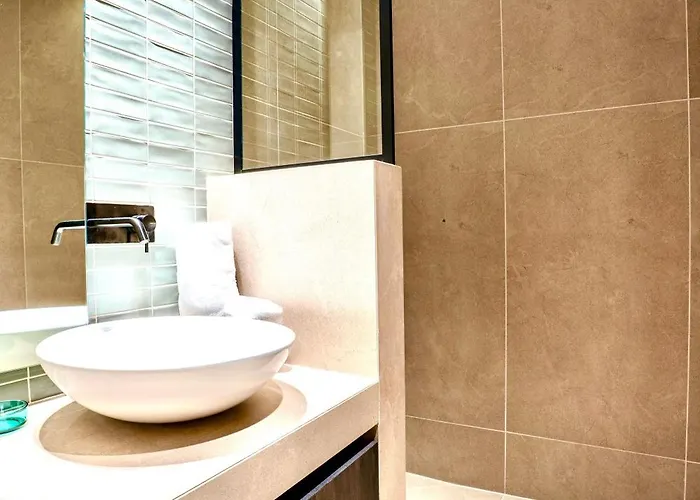 ヴィラ Selene 1 *